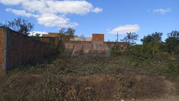 Terreno, 300 m² - Foto 1