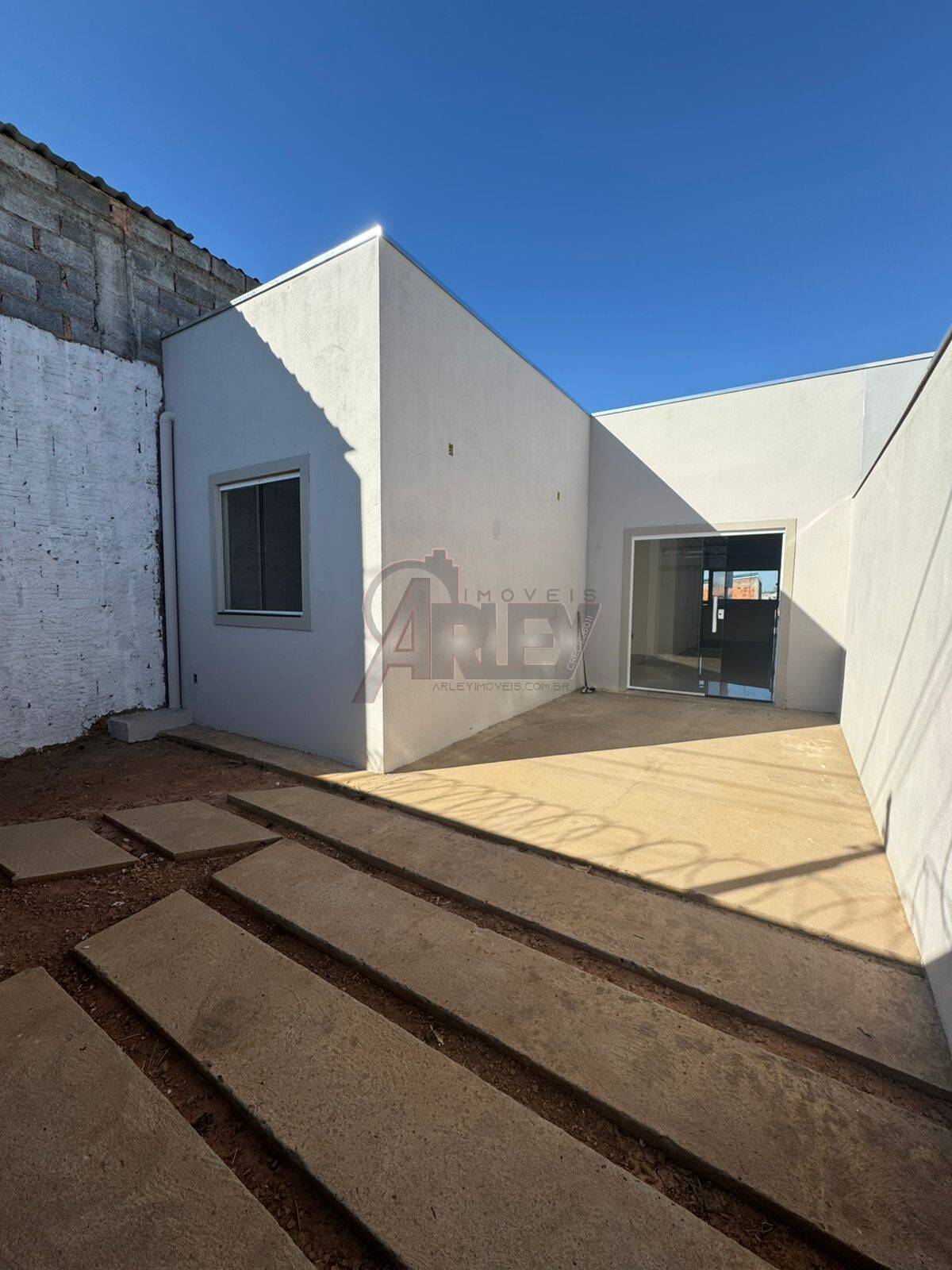 Casa, 3 quartos, 70 m² - Foto 1