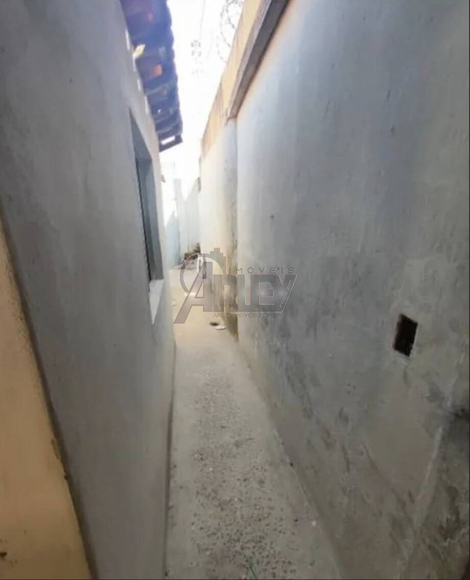 Casa, 3 quartos, 200 m² - Foto 2