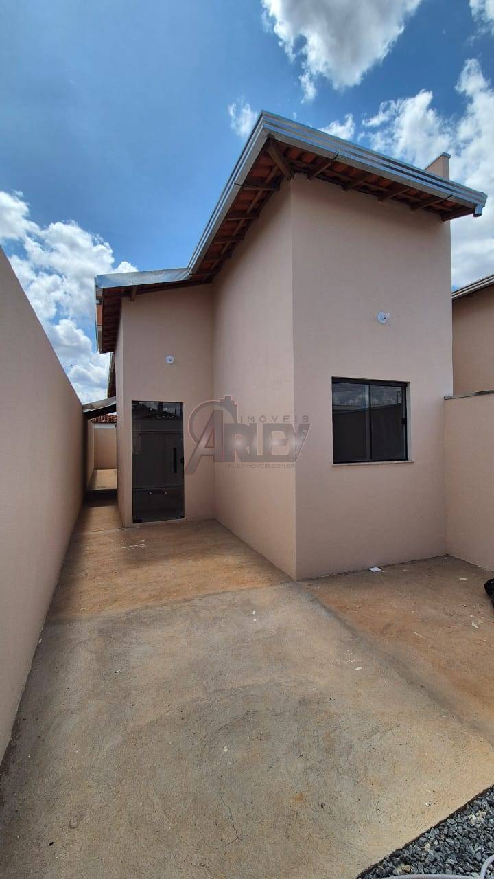 Casa, 3 quartos - Foto 1