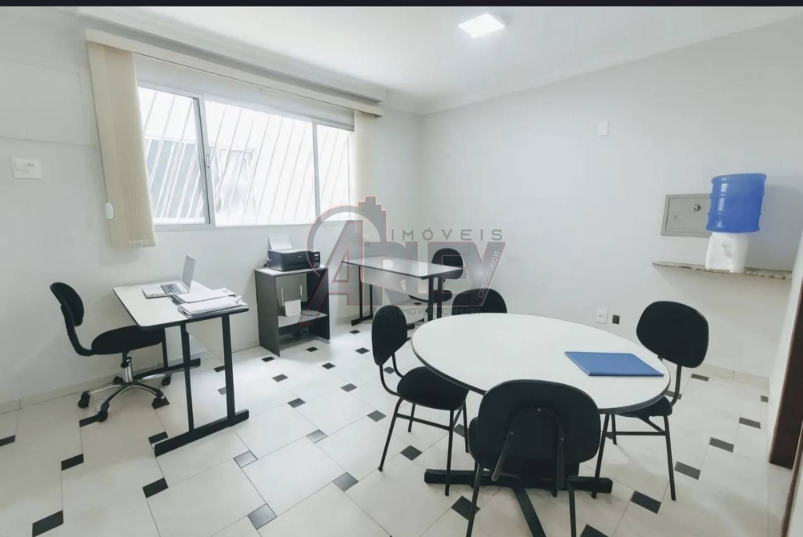 Prédio Inteiro - Foto 1