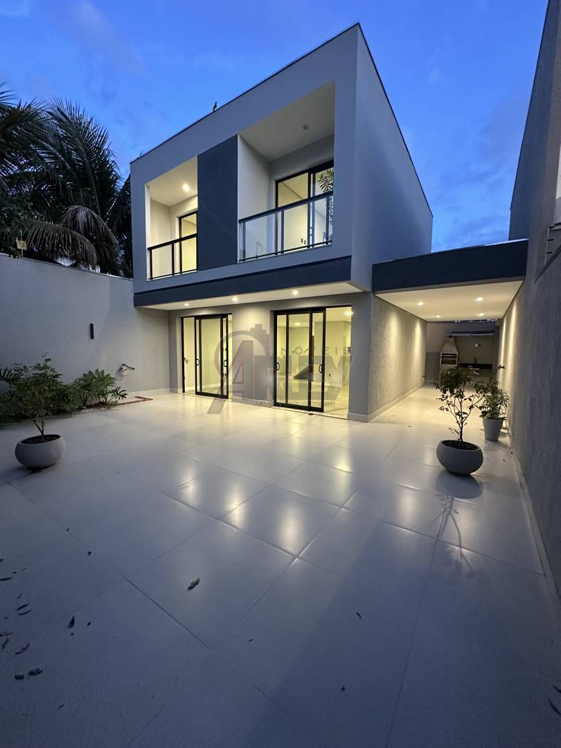 Casa, 3 quartos, 117 m² - Foto 1