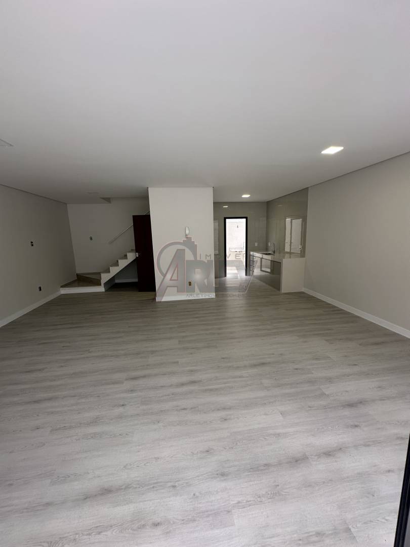 Casa, 3 quartos, 129 m² - Foto 8