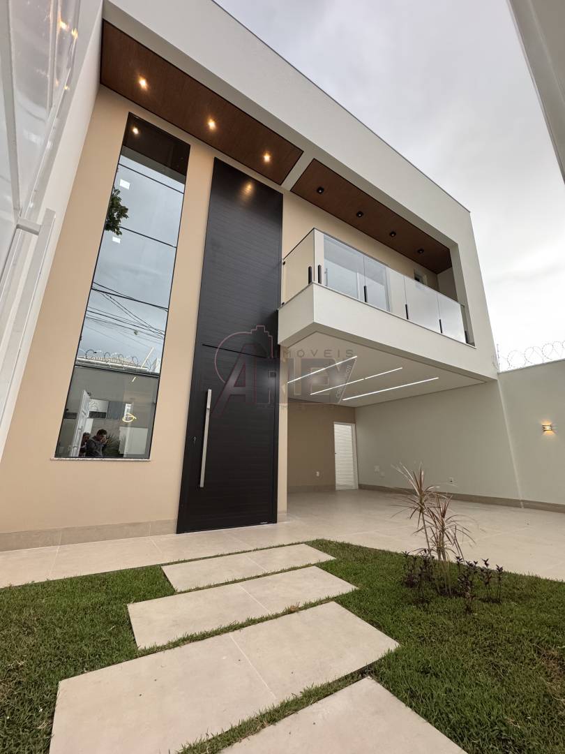 Casa, 3 quartos, 180 m² - Foto 1