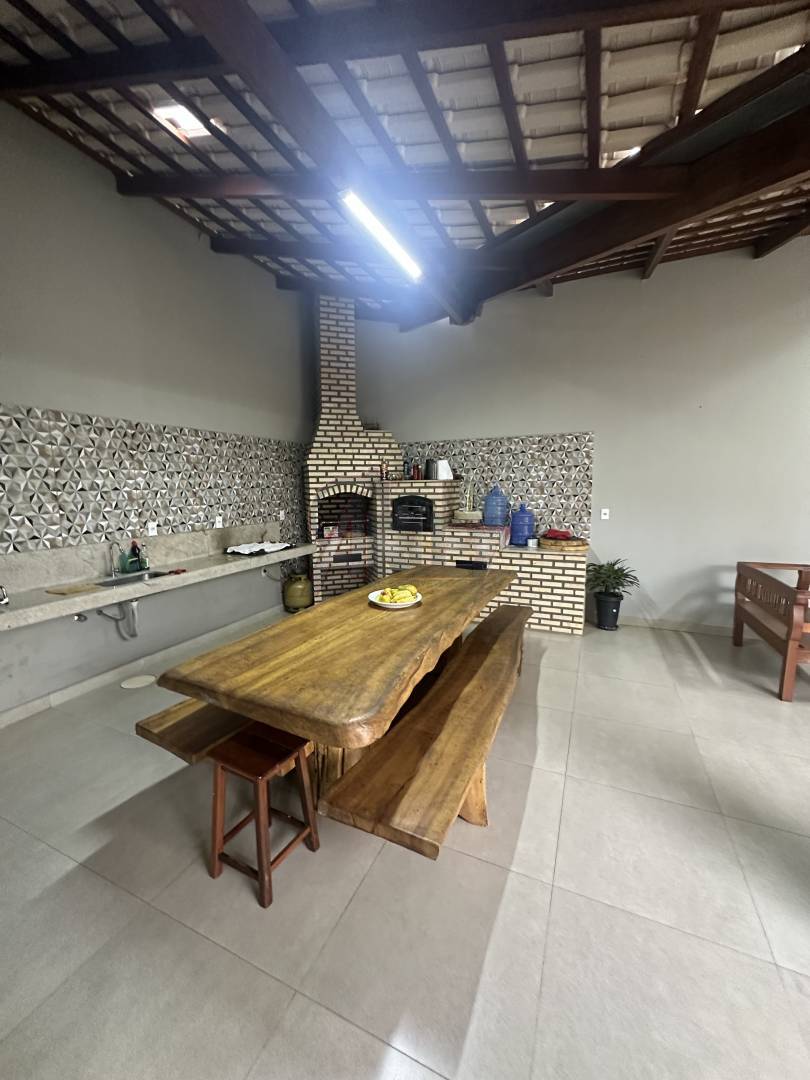 Casa, 4 quartos, 249 m² - Foto 8