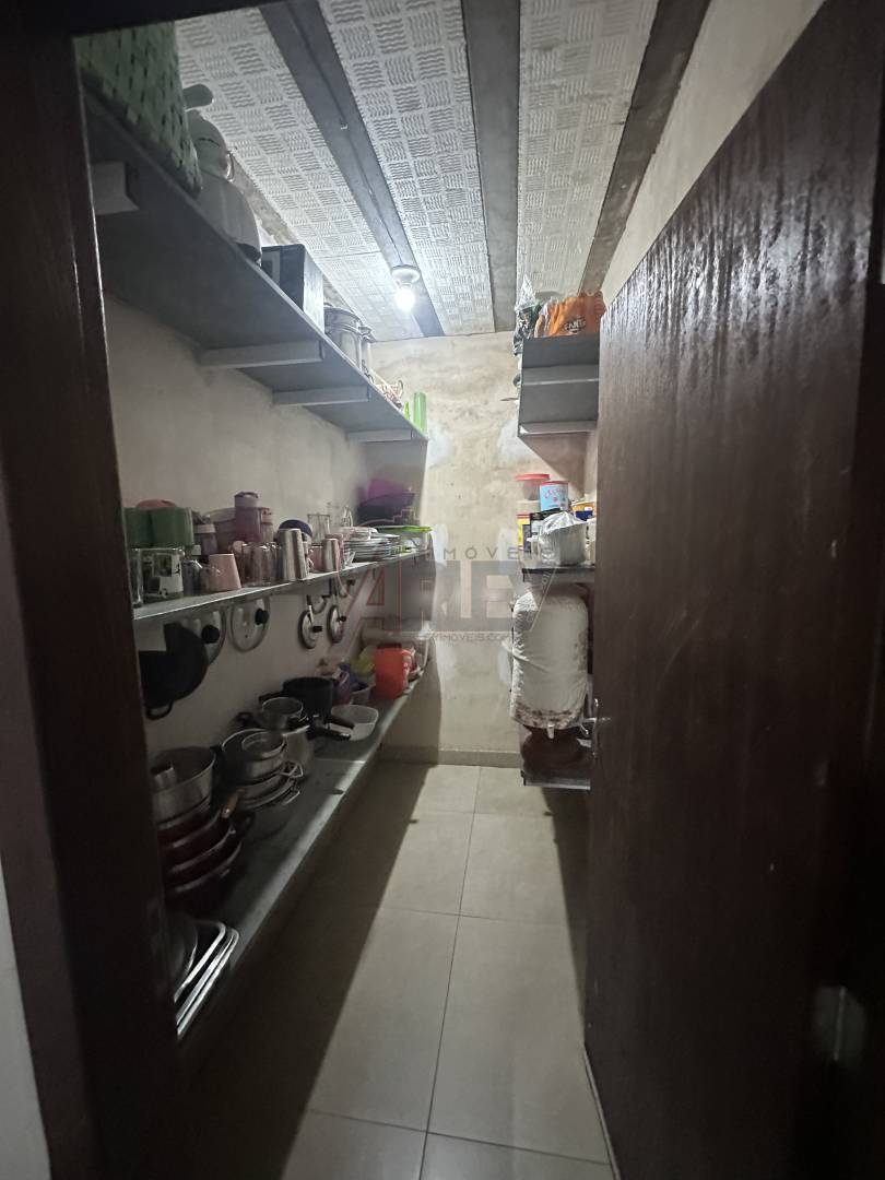 Casa, 4 quartos, 249 m² - Foto 17