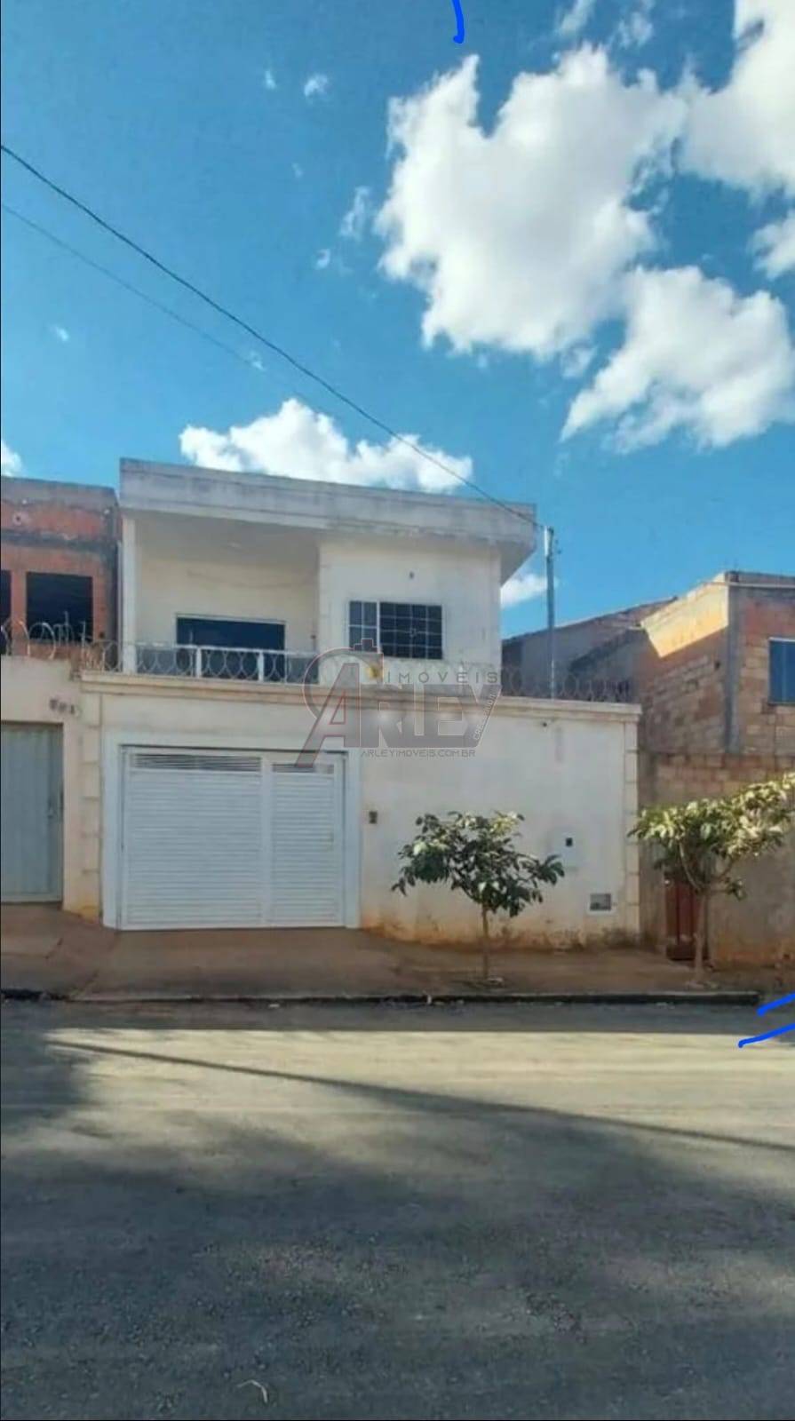 Casa, 3 quartos - Foto 1