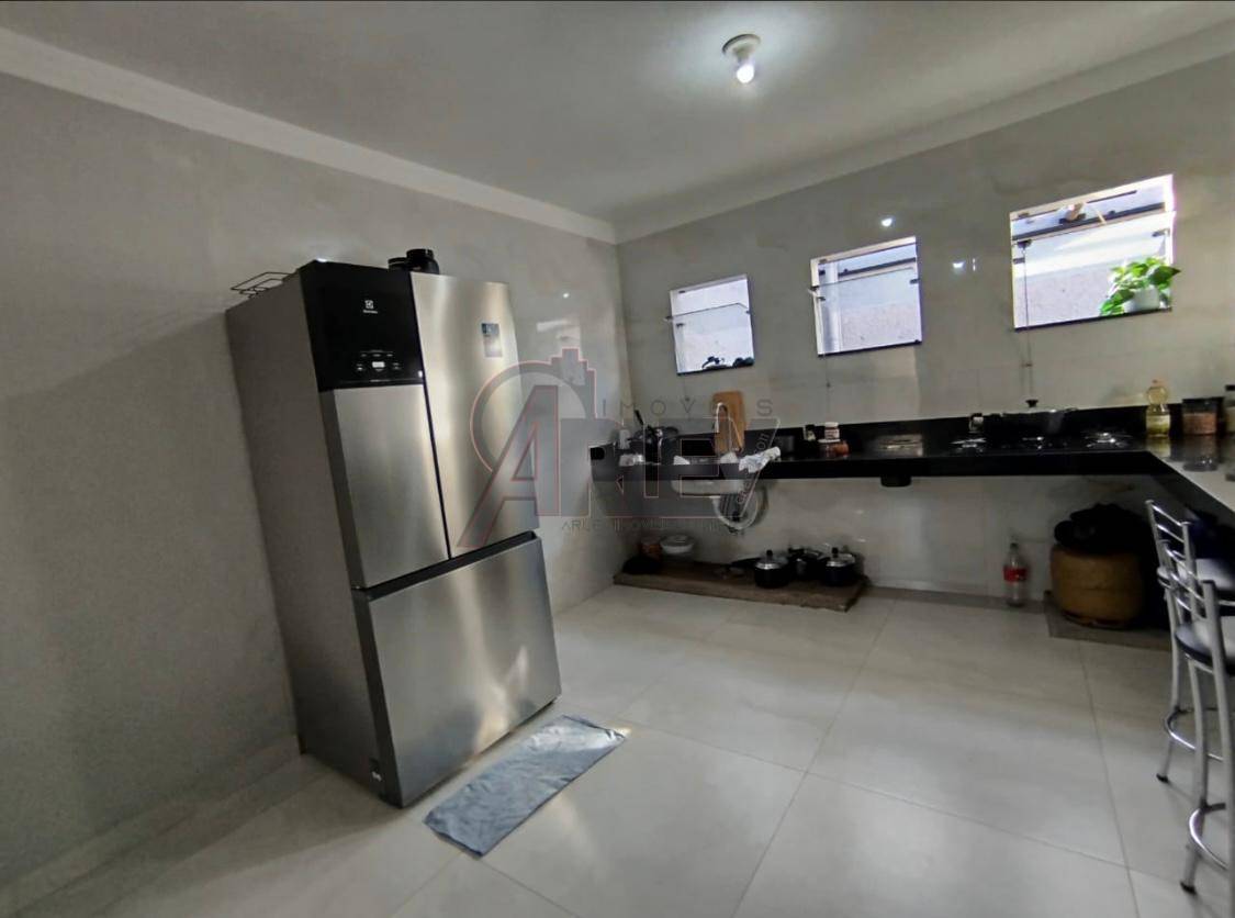 Casa, 3 quartos - Foto 2