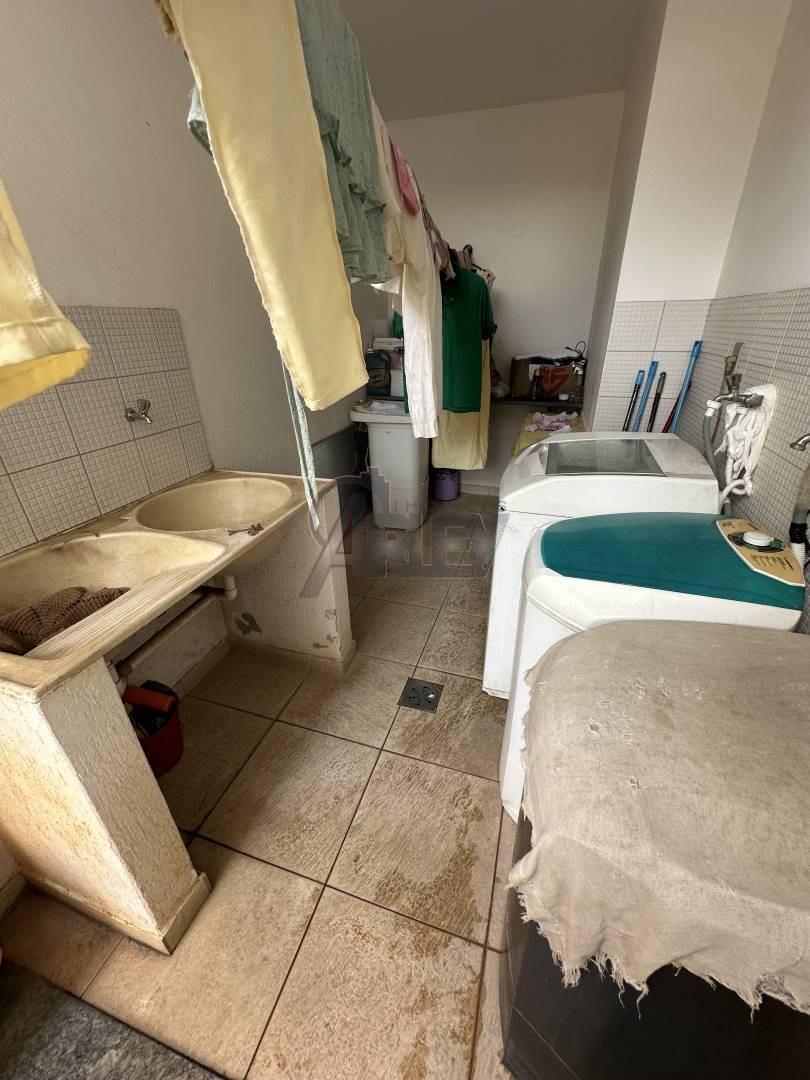 Casa, 4 quartos, 360 m² - Foto 17