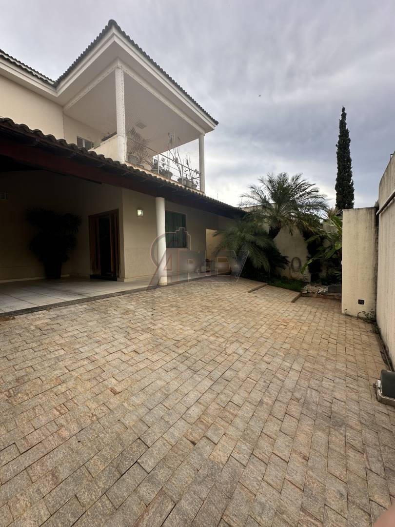 Casa, 4 quartos, 360 m² - Foto 1
