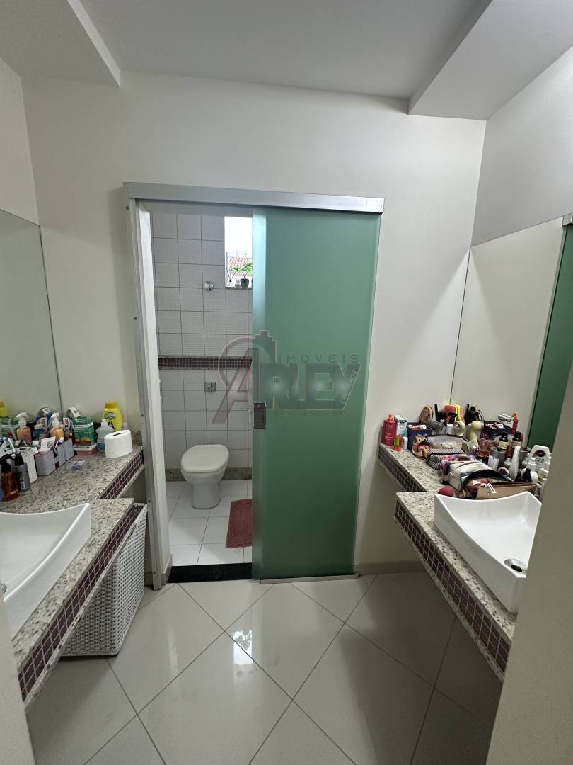 Casa, 4 quartos, 360 m² - Foto 32