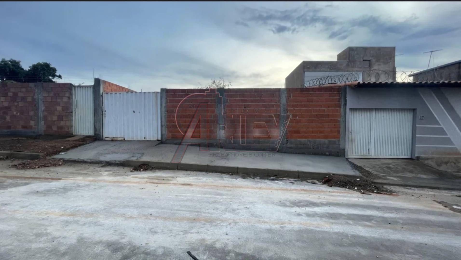 Terreno, 210 m² - Foto 1