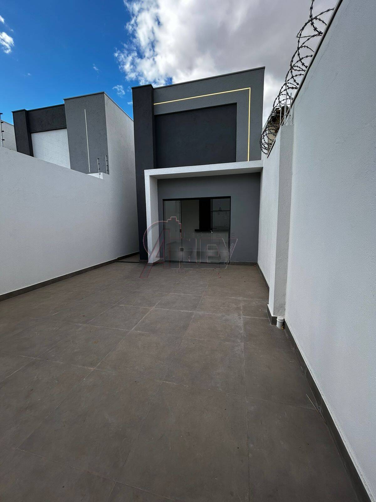 Casa, 3 quartos, 75 m² - Foto 1