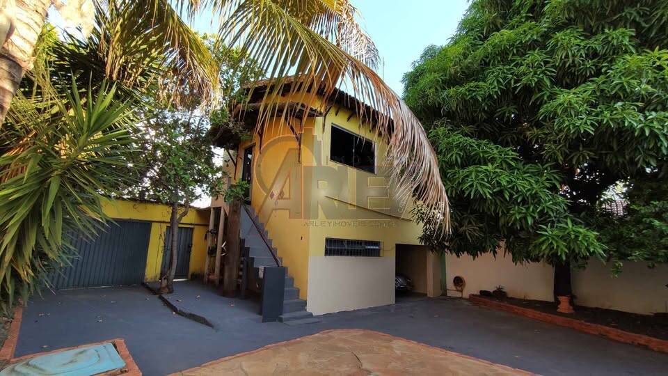 Casa, 5 quartos, 120 m² - Foto 1