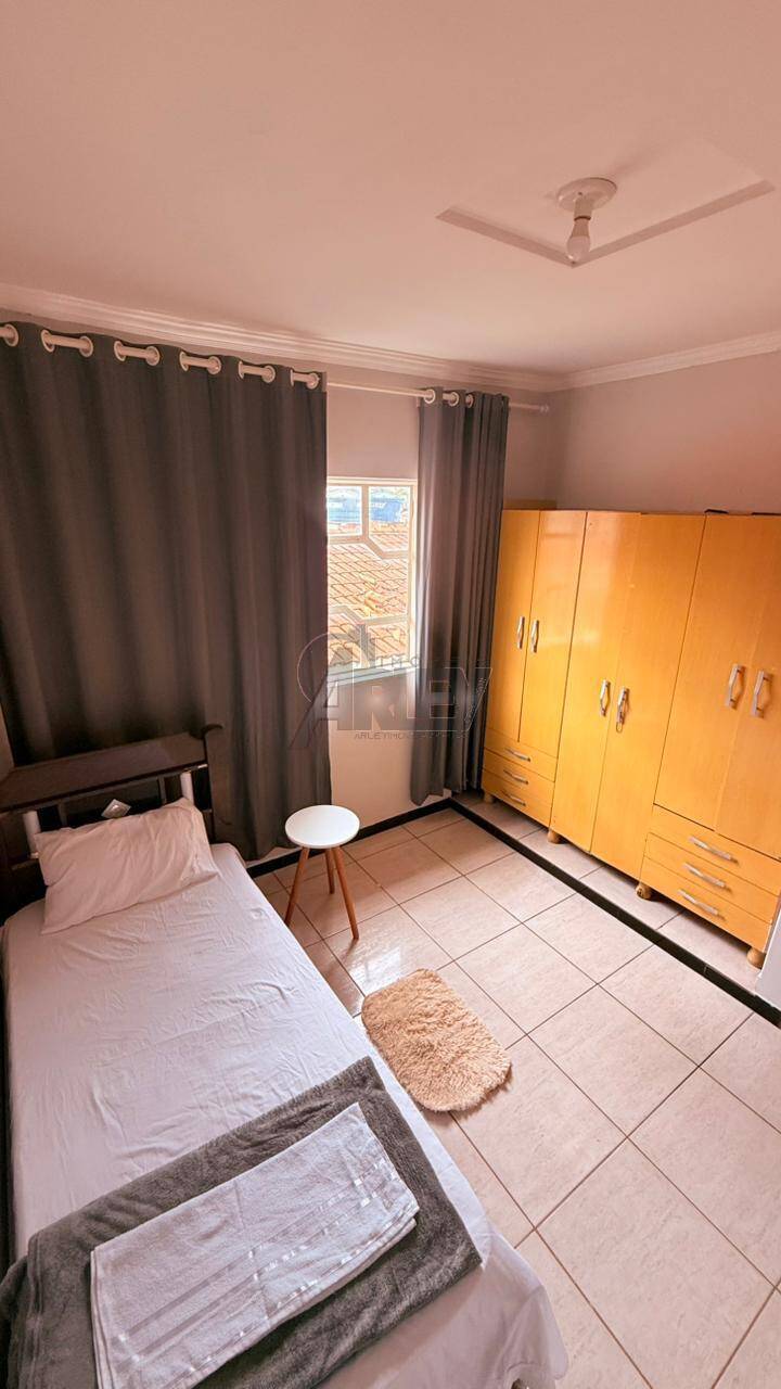 Casa, 7 quartos, 220 m² - Foto 12