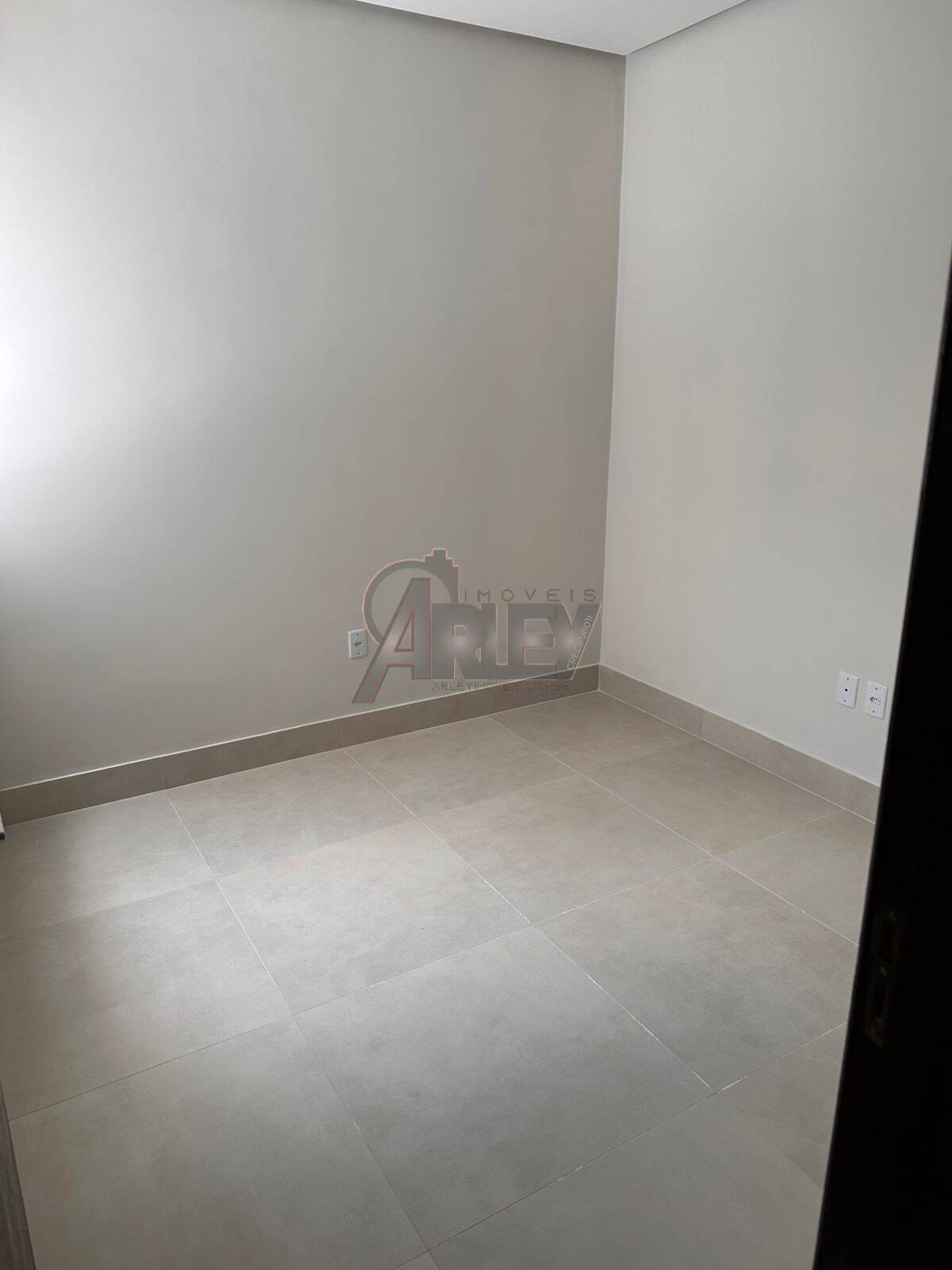 Casa, 3 quartos, 80 m² - Foto 2