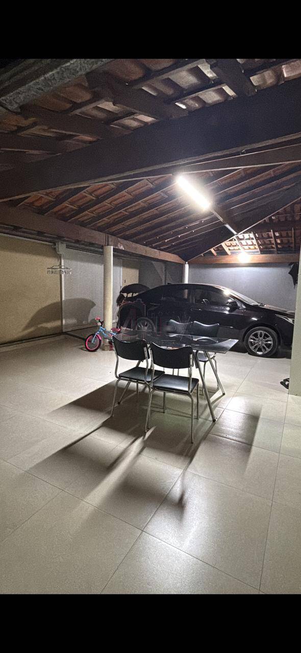 Casa no Bairro Carmelo – 3 Quartos com Suíte | Terreno 200m²