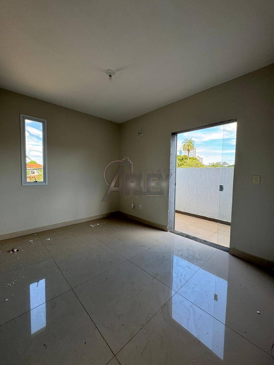 Apartamento à venda no bairro Todos os Santos – pertinho da Uni montes!