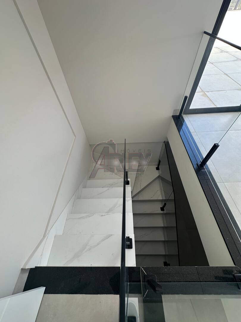 Apartamento, 3 quartos, 218 m² - Foto 11