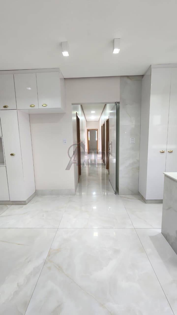 Casa, 4 quartos, 190 m² - Foto 21