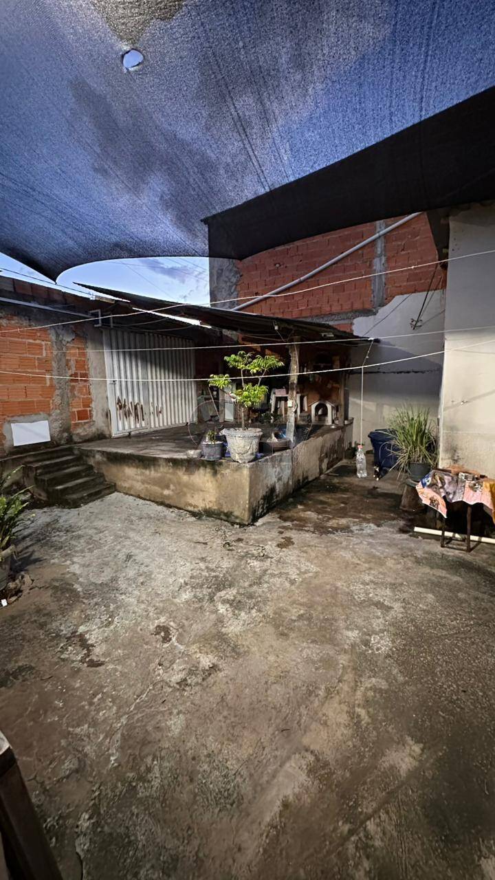 Vende se Casa Maracanã Lote 125 m2 de 2 quartos