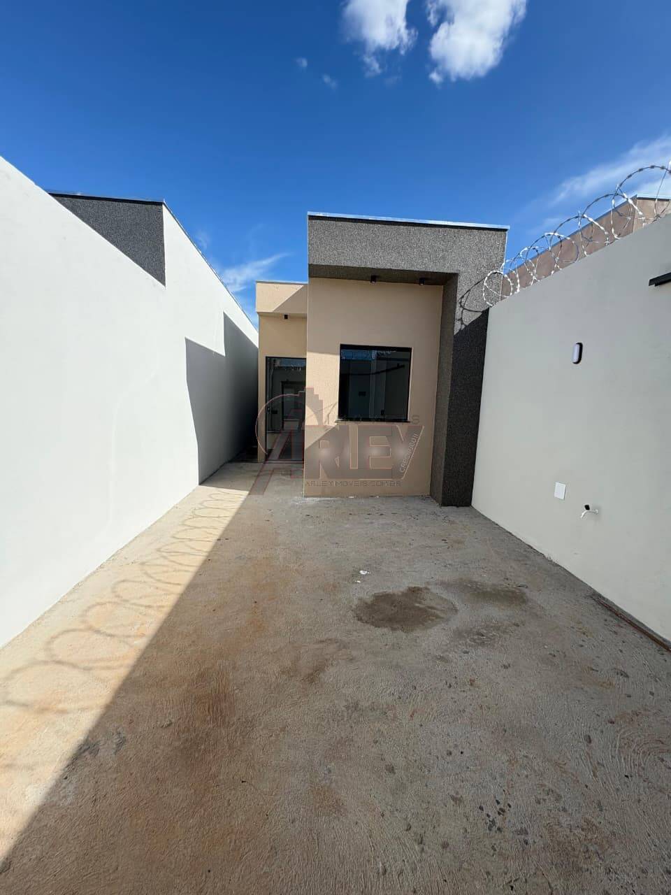 Casa de 02 Quartos, Com Documentação Grátis - Bairro Novo Primavera