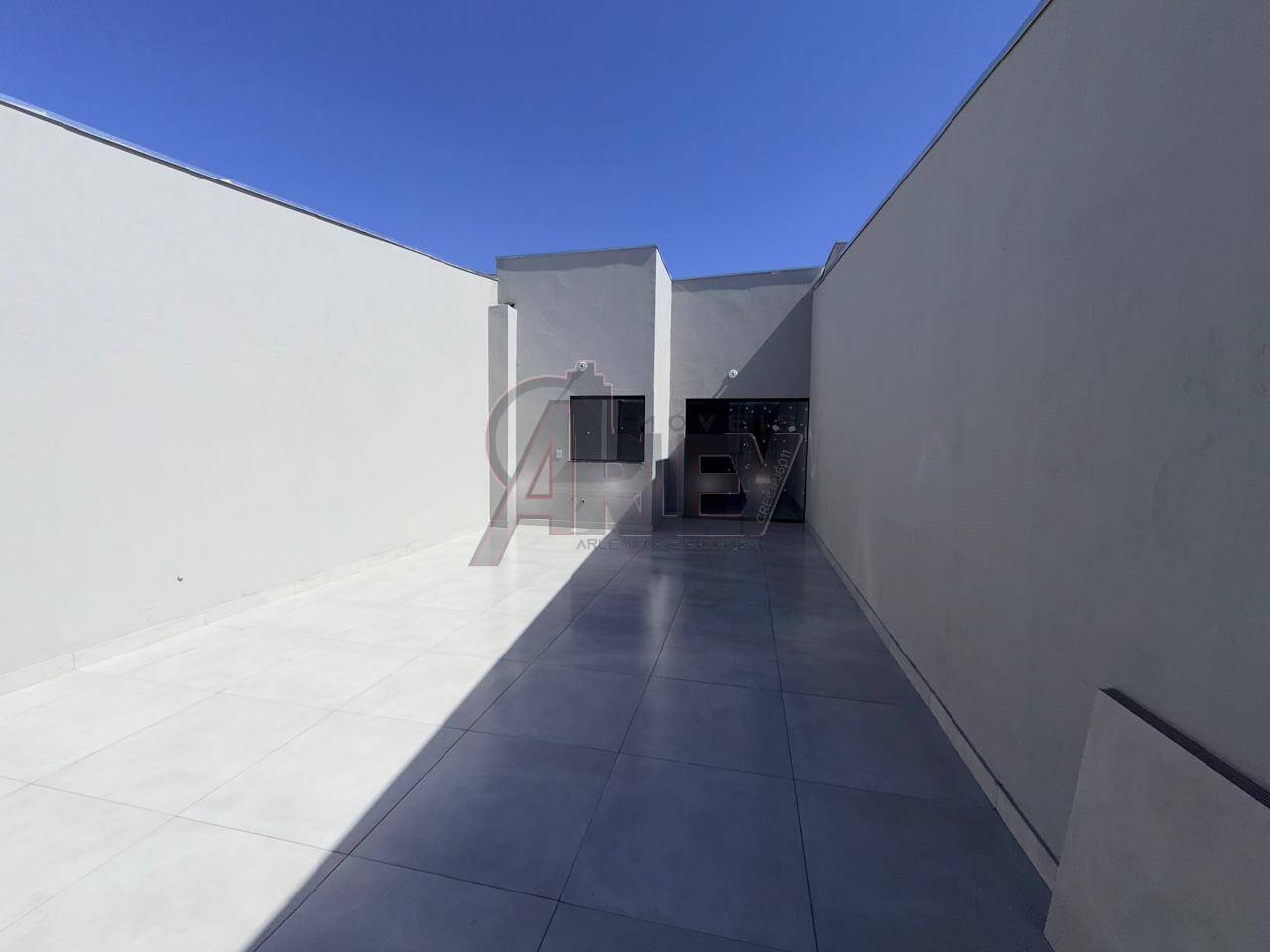 Vende se Casa Bairro Independência 3 quartos sendo 1 suíte Aceita Financiam
