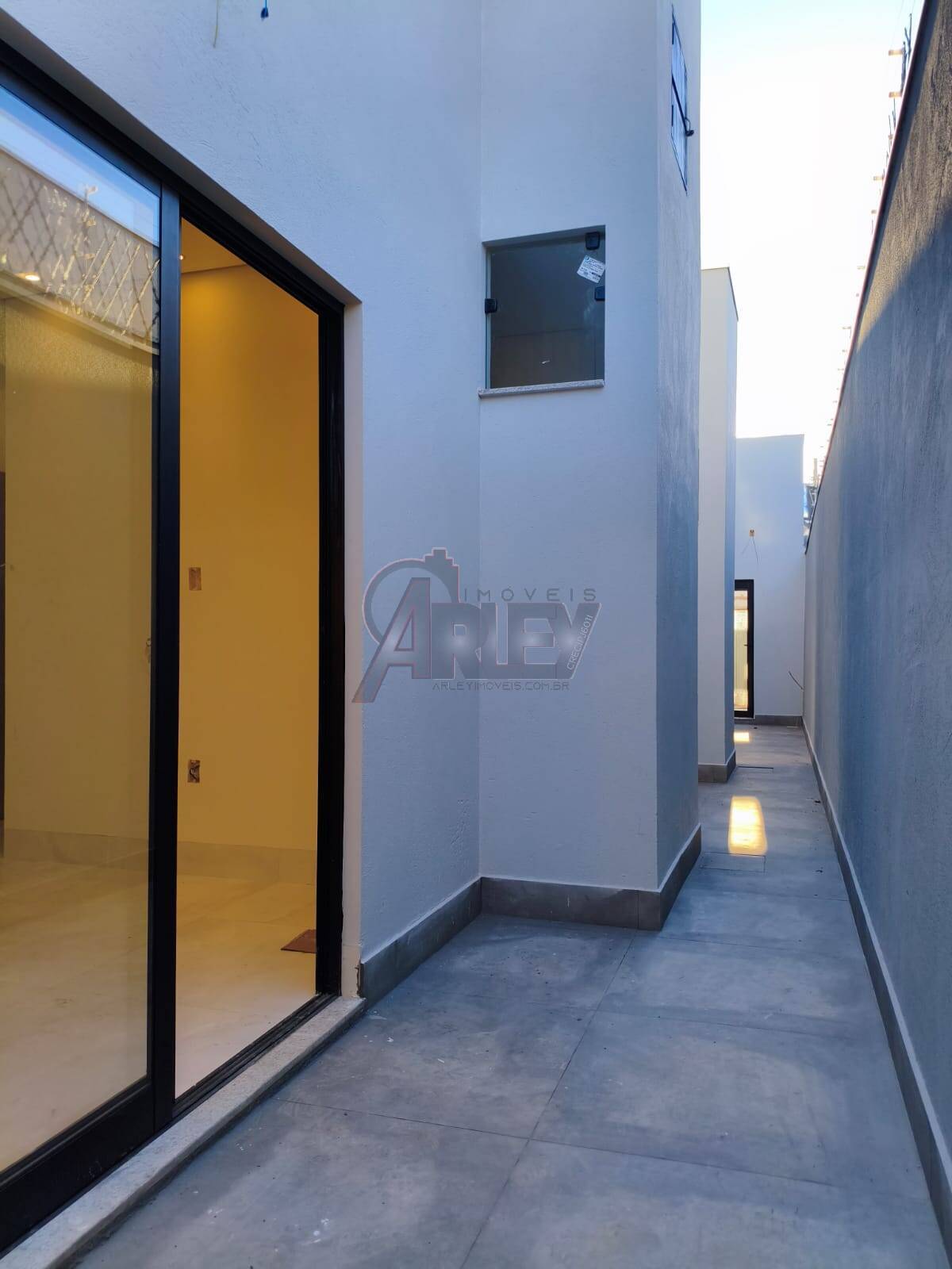 Vende se Casa Bairro Monte Belo 3 quartos sendo 1 suíte