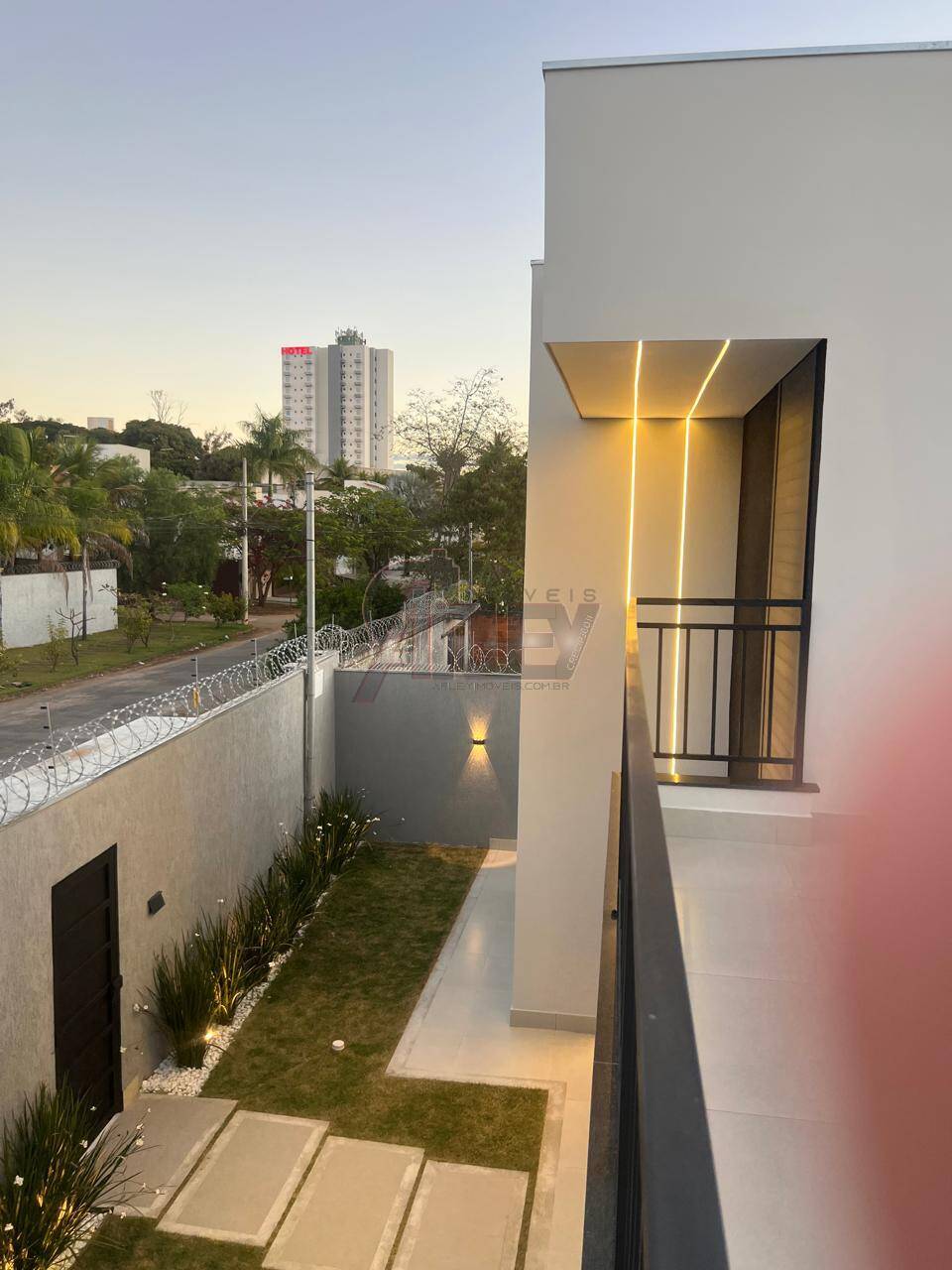 Casa, 4 quartos, 350 m² - Foto 3