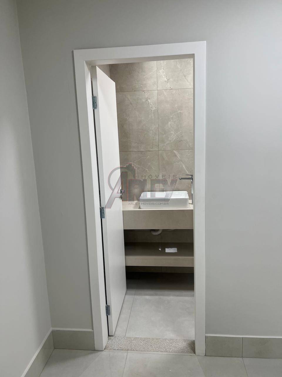 Casa, 4 quartos, 350 m² - Foto 9