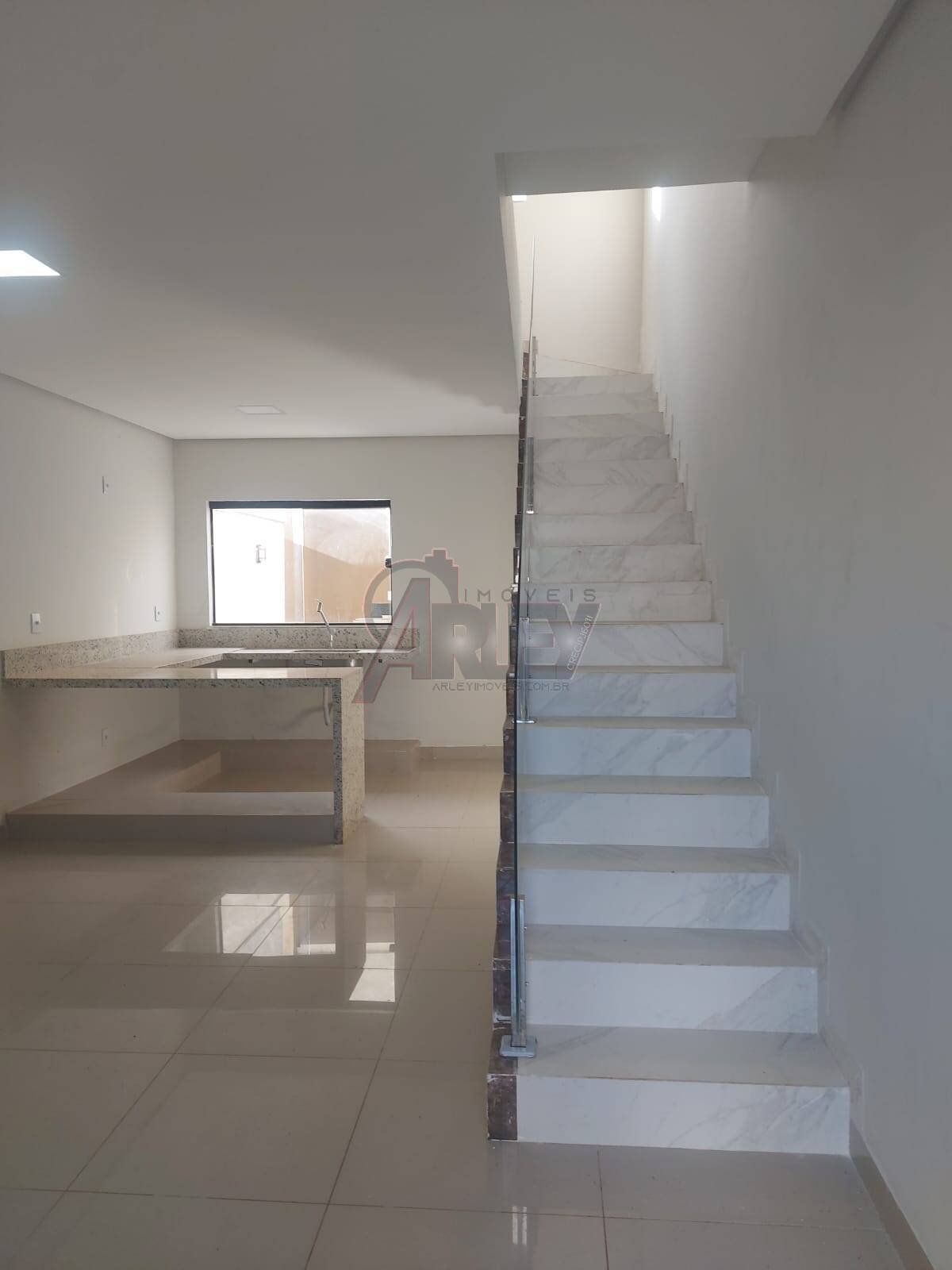 Casa, 2 quartos, 70 m² - Foto 2