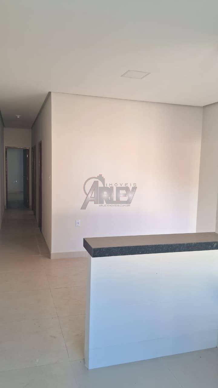 Casa, 3 quartos, 65 m² - Foto 2