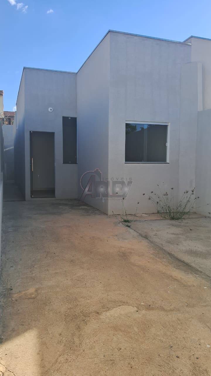 Casa, 3 quartos, 65 m² - Foto 1